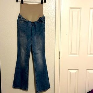 Full Panel-Old Navy Maternity Distressed Jeans